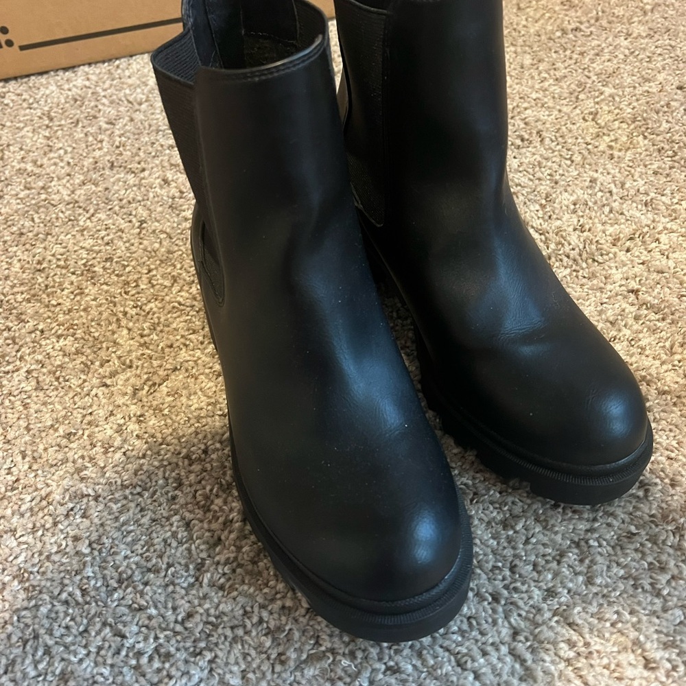 Dolce Vita Black Ankle Boots